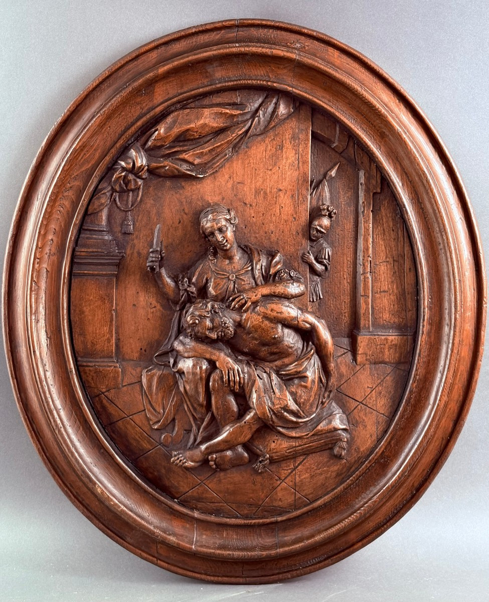 18th Large Carved Walnut Medallion Depicting Samson And Delilah