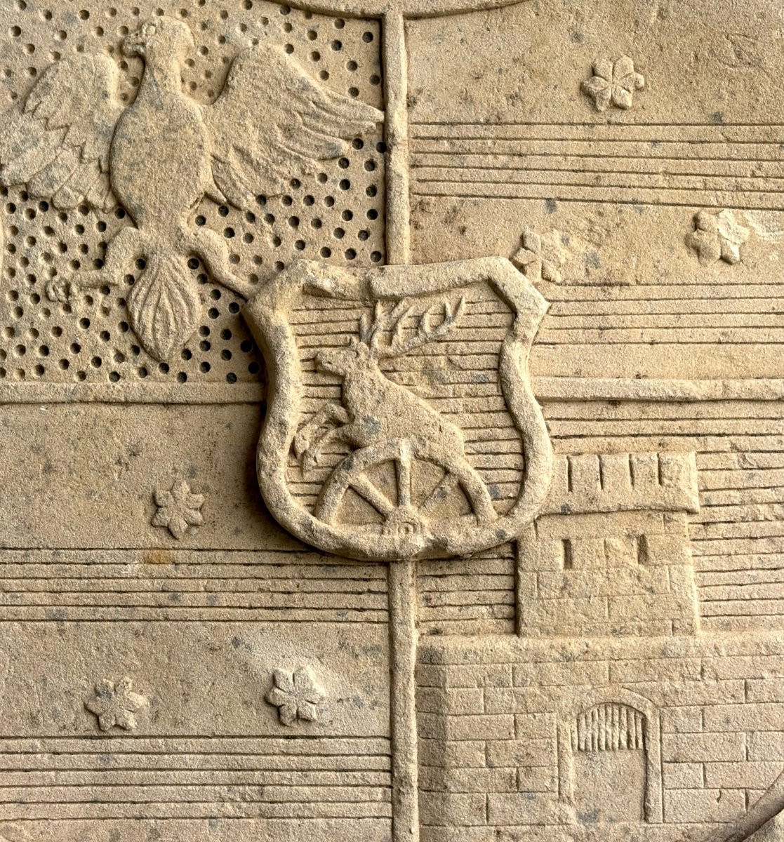 Armoiries Héraldiques Blason en Pierre avec Aigle, fin du XVIIe siècle-photo-4