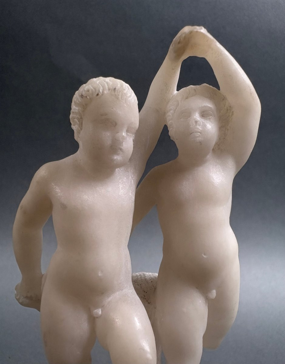 Sculpture de style Renaissance en Albâtre "Putti Danseurs" Italie 19éme-photo-3