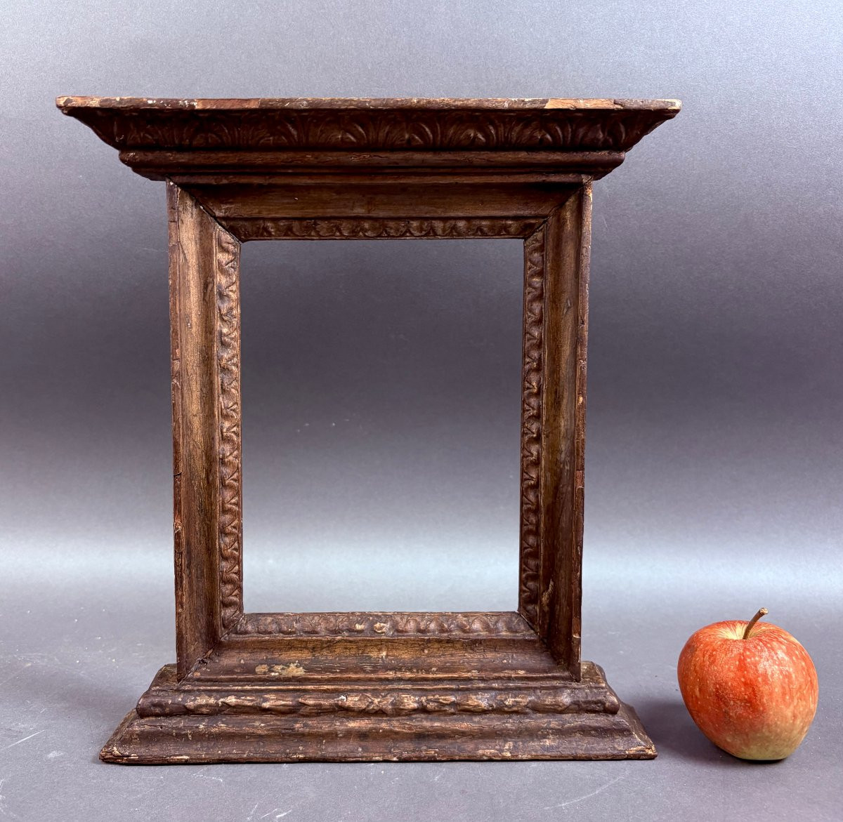 18th-century Italian Tabernacle Frame In Gilded Wood-photo-2