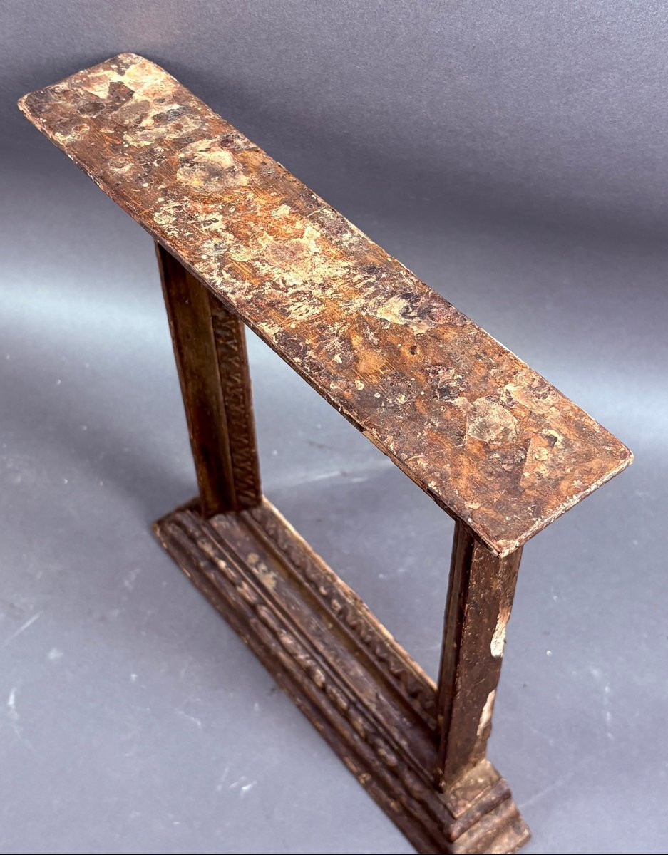 18th-century Italian Tabernacle Frame In Gilded Wood-photo-4