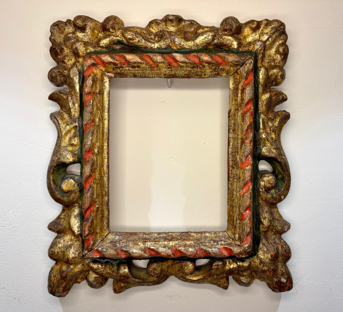 Cadre de Collection Baroque Bois Sculpté, Doré et Laqué, XVIIe siècle