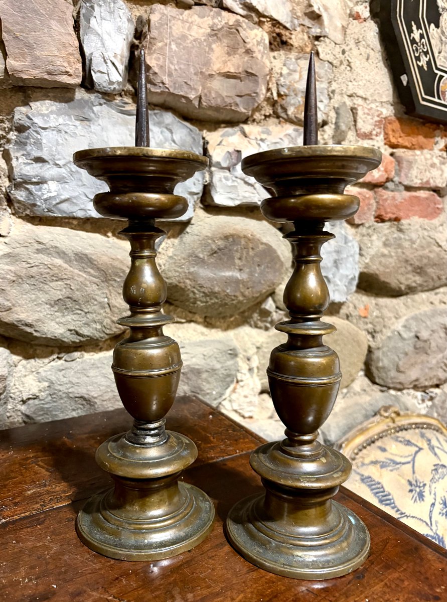 17th Pair Of Baroque Bronze Florentine Candlesticks-photo-3