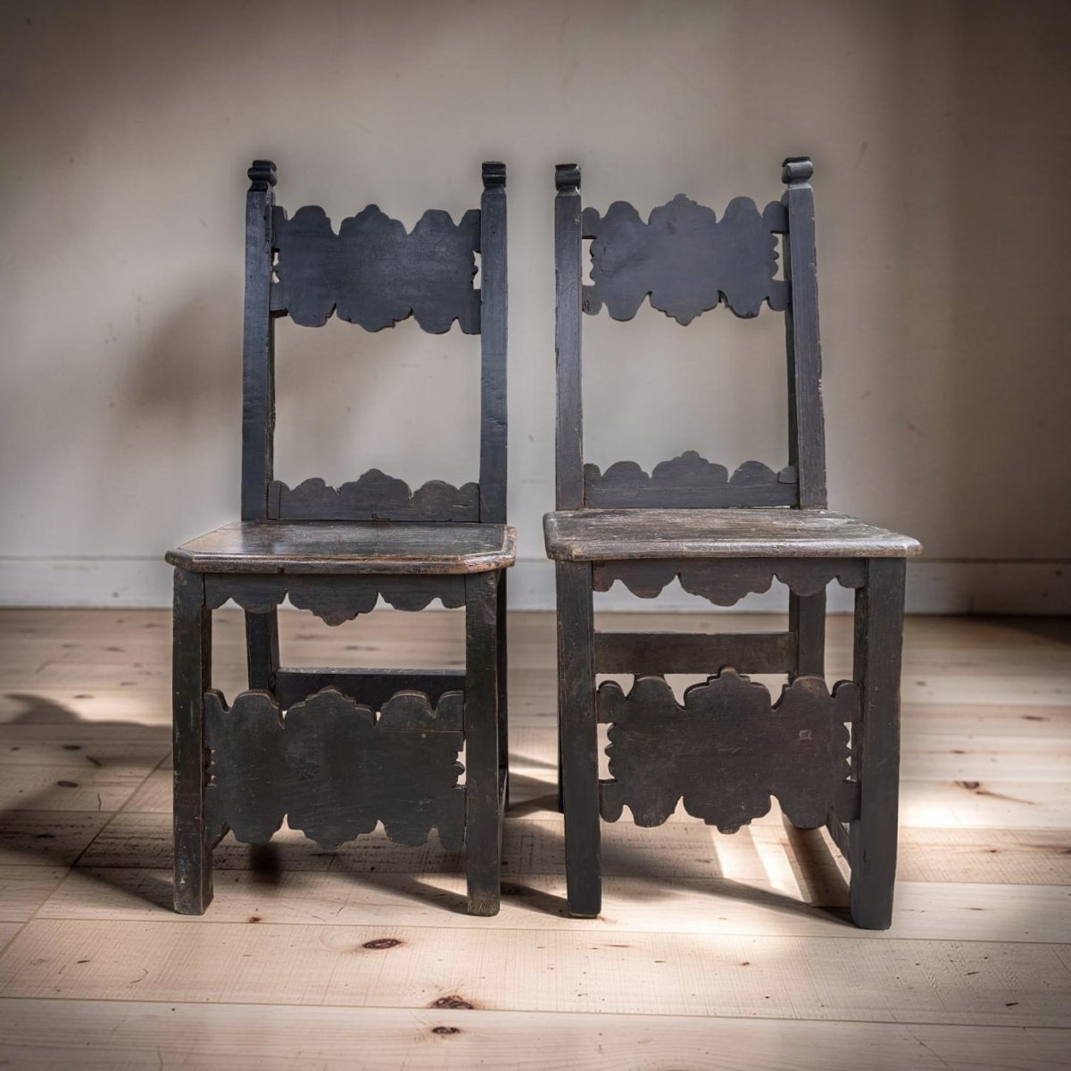 Pair Of 17th-century Lombard Fratine Chairs
