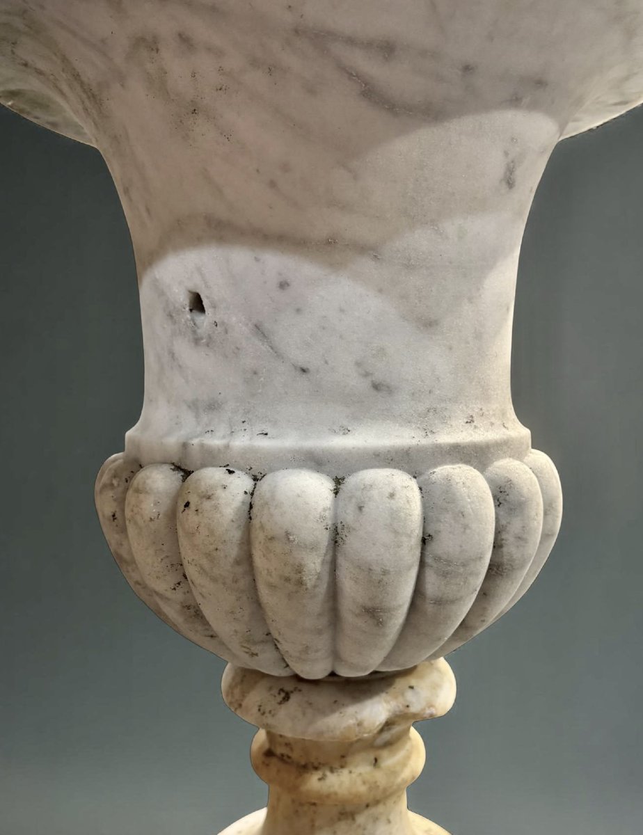 17th Pair Of Medici Vases In Carrara Marble-photo-3