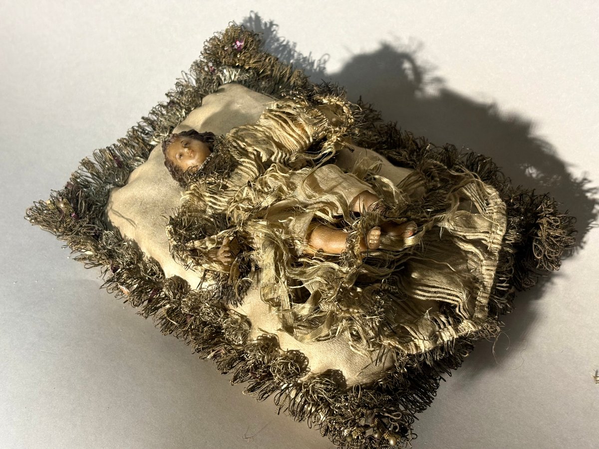 Chasse en Bois Doré contenant l'Enfant Jésus en Cire, XVIIIe siècle-photo-4