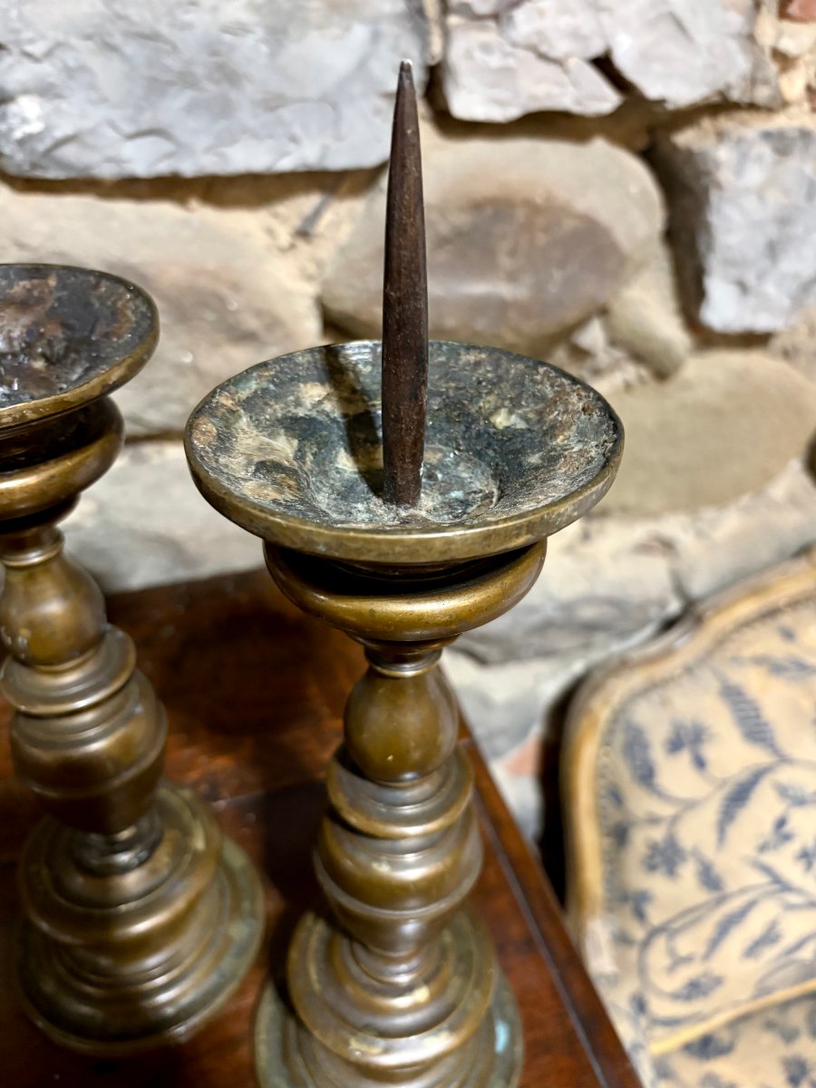17th Pair Of Florentine Bronze Spool-shaped Candlesticks-photo-1