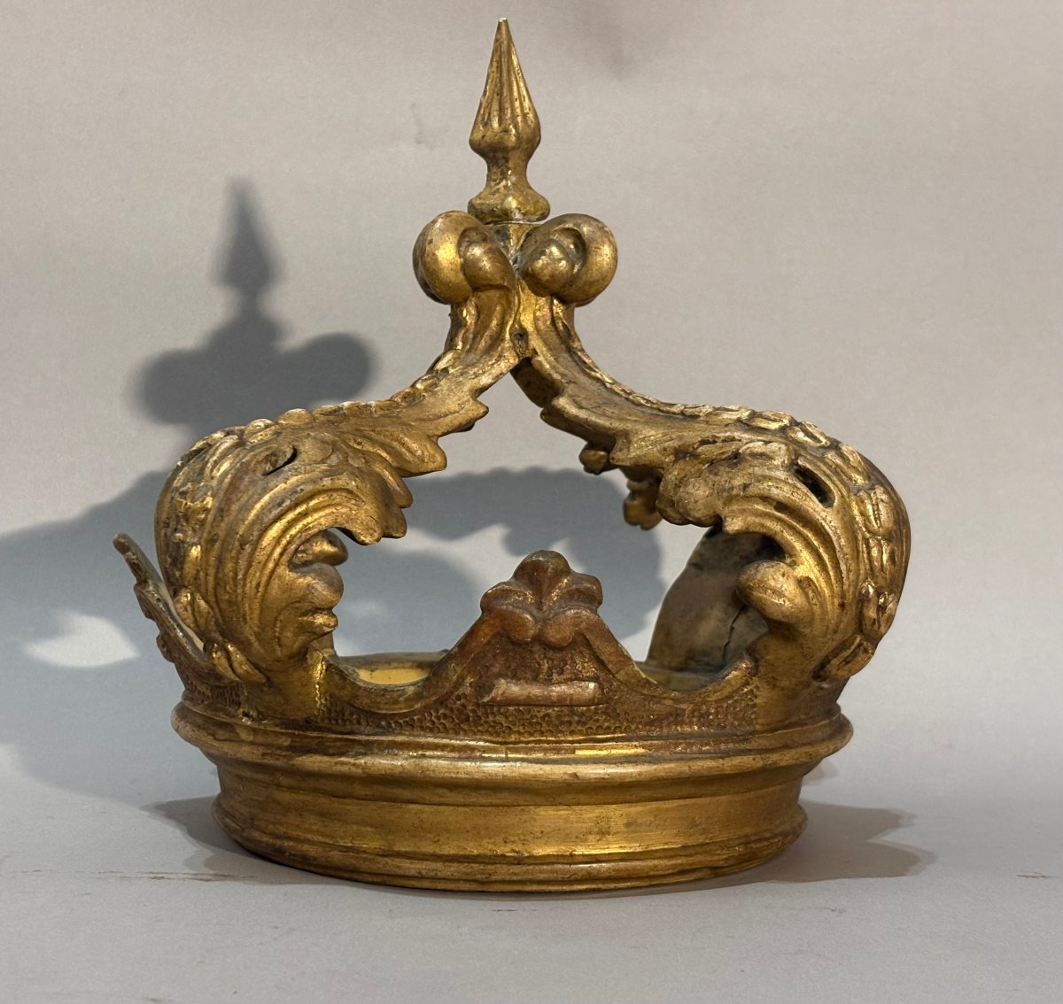 Couronne de Baldaquin en Bois Doré Italie 18éme