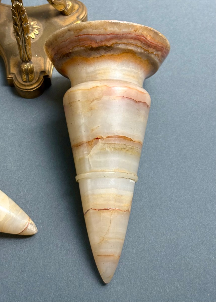 Journet et Cie Paire de Vases Athénienne en Onyx Algérien et Bronze Doré-photo-3