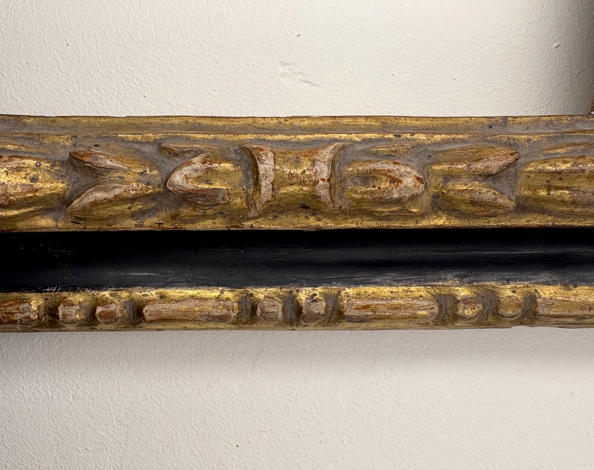 18th-century Emilia Carved And Gilded Wooden Collectible Frame-photo-4