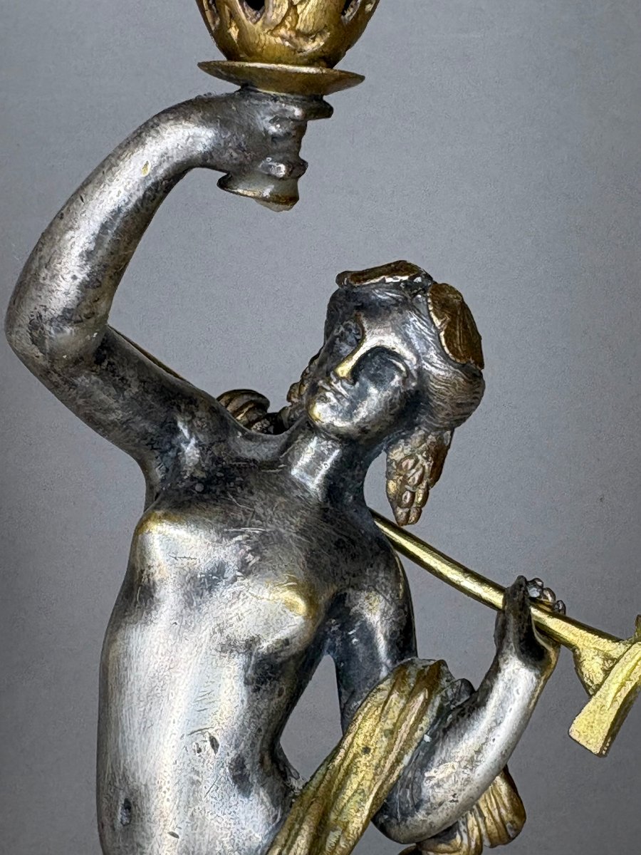 Alfred Daubrée (1817-1885)  Paire de Bougeoirs « Ménades » Bronze Doré et Argenté-photo-3