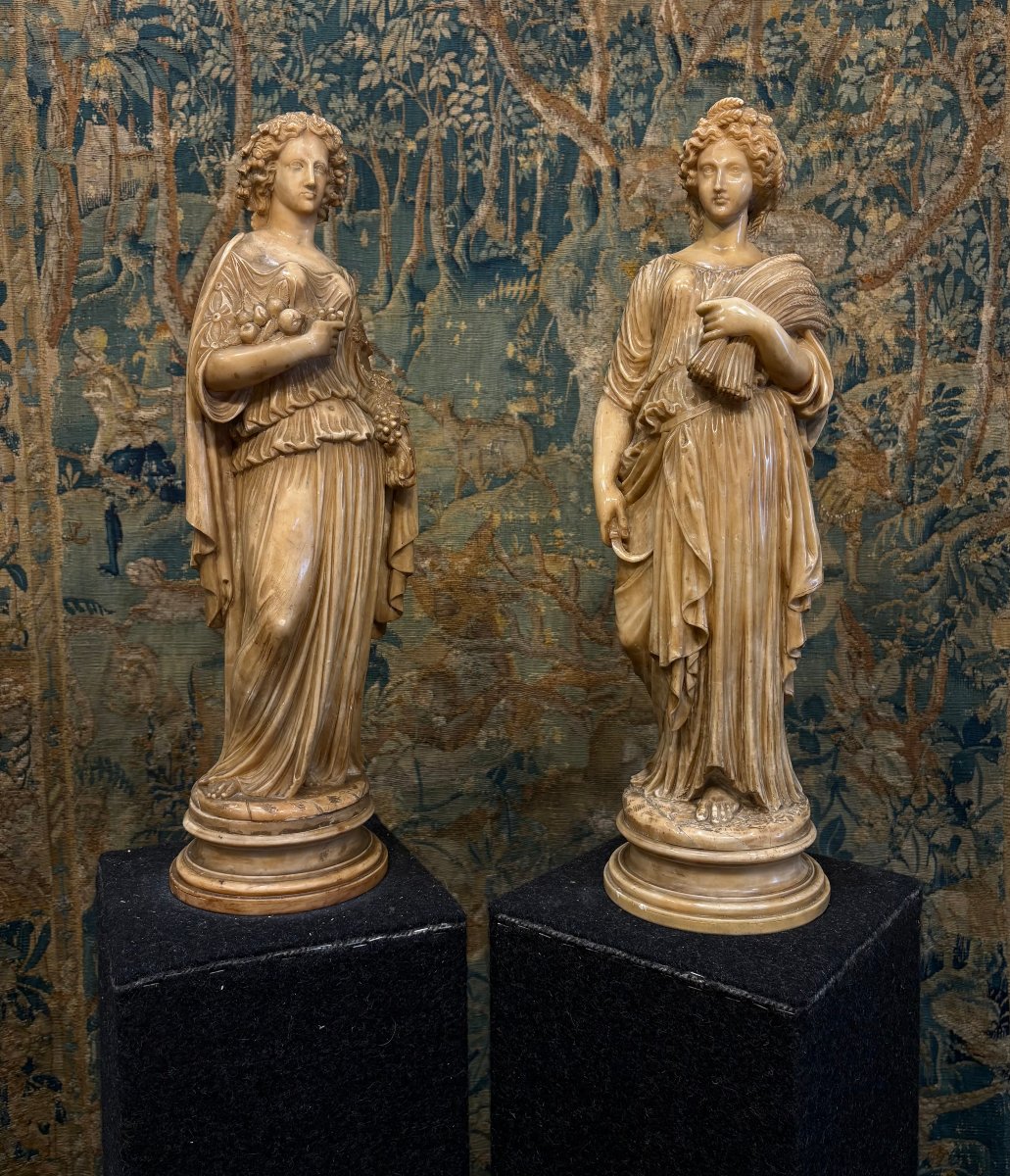 Mid 19th Pair Of Neoclassical Sculptures In Yellow Alabaster Allegories 