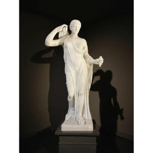 Imposante Sculpture Néoclassique en Marbre Vénus Genitrix Italie 19éme