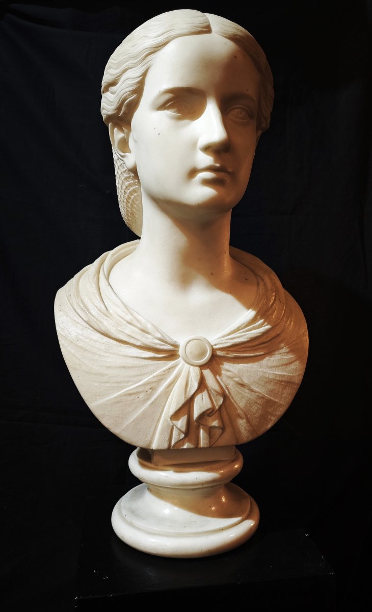Carrara Marble Bust Depicting A Female Figure, 19th Century