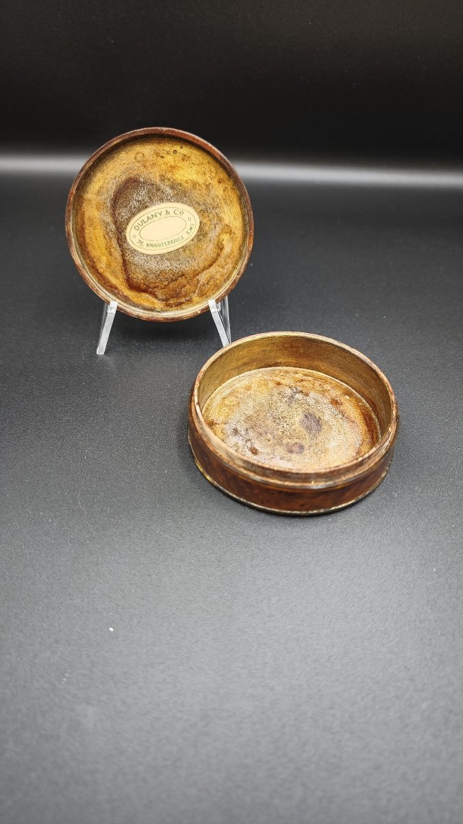 Tabatière circulaire en loupe de bois, XIXe siècle.-photo-3