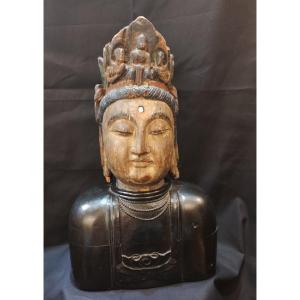Carved And Lacquered Wooden Sculpture Depicting A Bust Of Buddha, China, Qing Dynasty