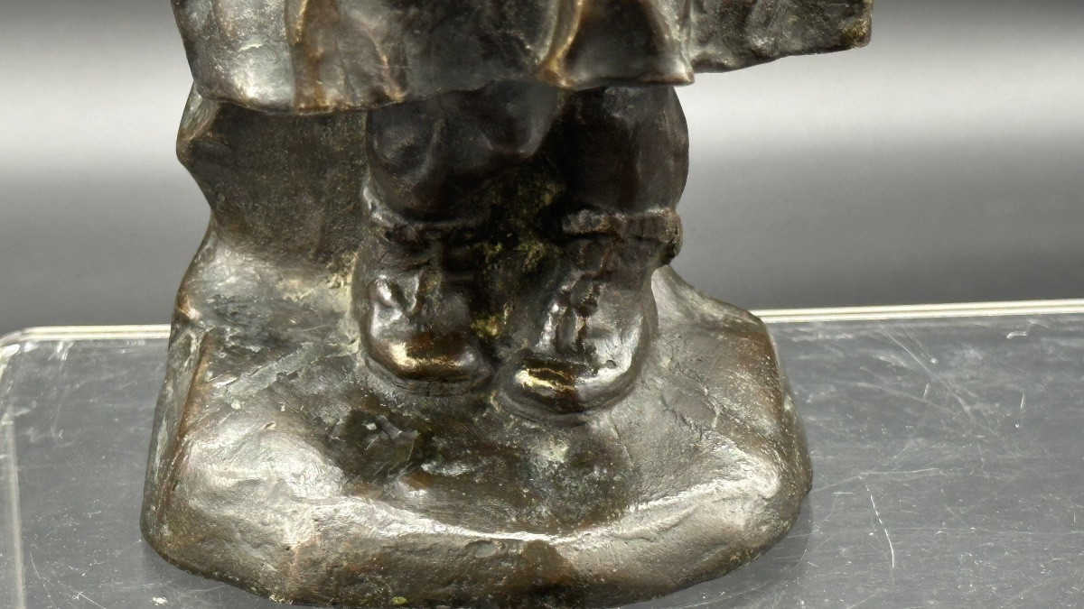 Sculpture en bronze « Fille timide » – Début du XXe siècle.-photo-3
