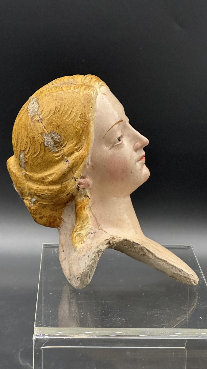 Buste de femme en terre cuite polychrome – XVIIIe siècle-photo-1