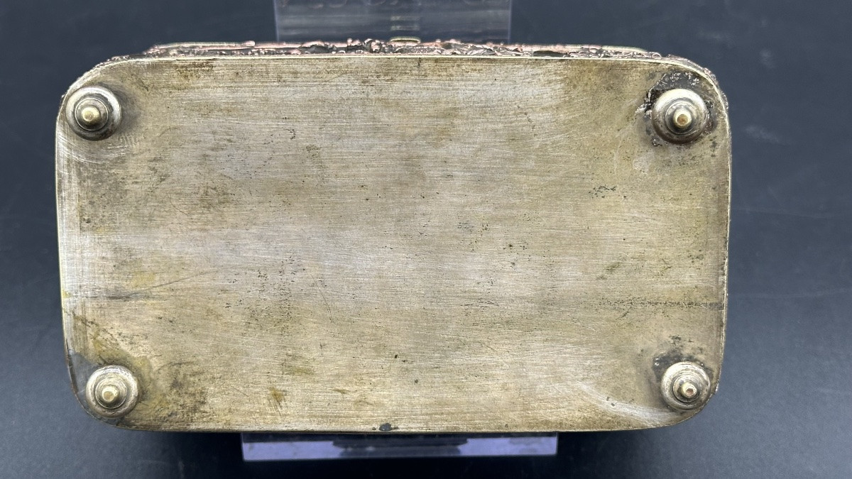 Coffret ancien en cuivre - Scène bucolique avec putti Époque : XIXe siècle-photo-6