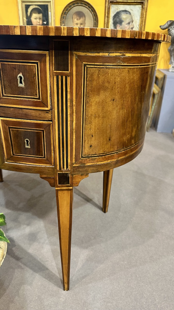 Oval Writing Desk With Walnut And Rosewood Veneer - Italy, Louis XVI Period.-photo-2