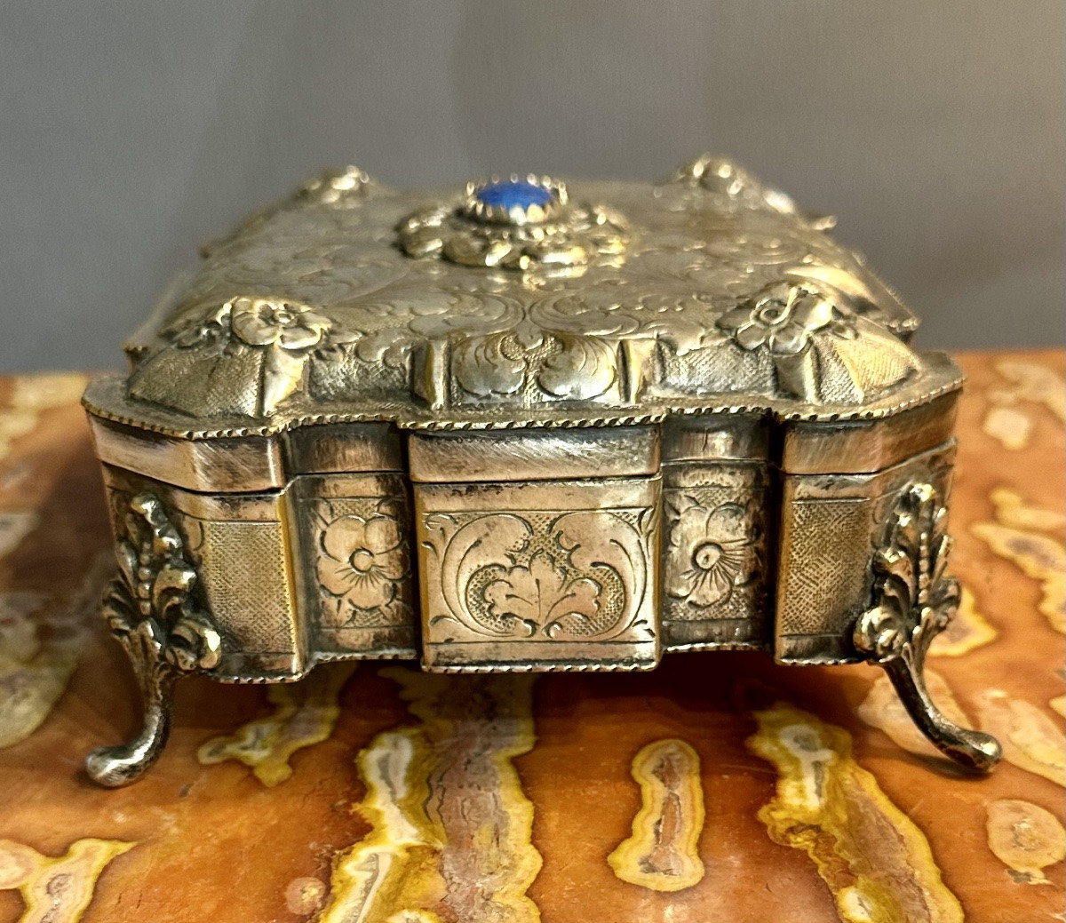 Finely Chiseled Silver-plated Metal Box With Blue Stone Europe, 19th Century-photo-4