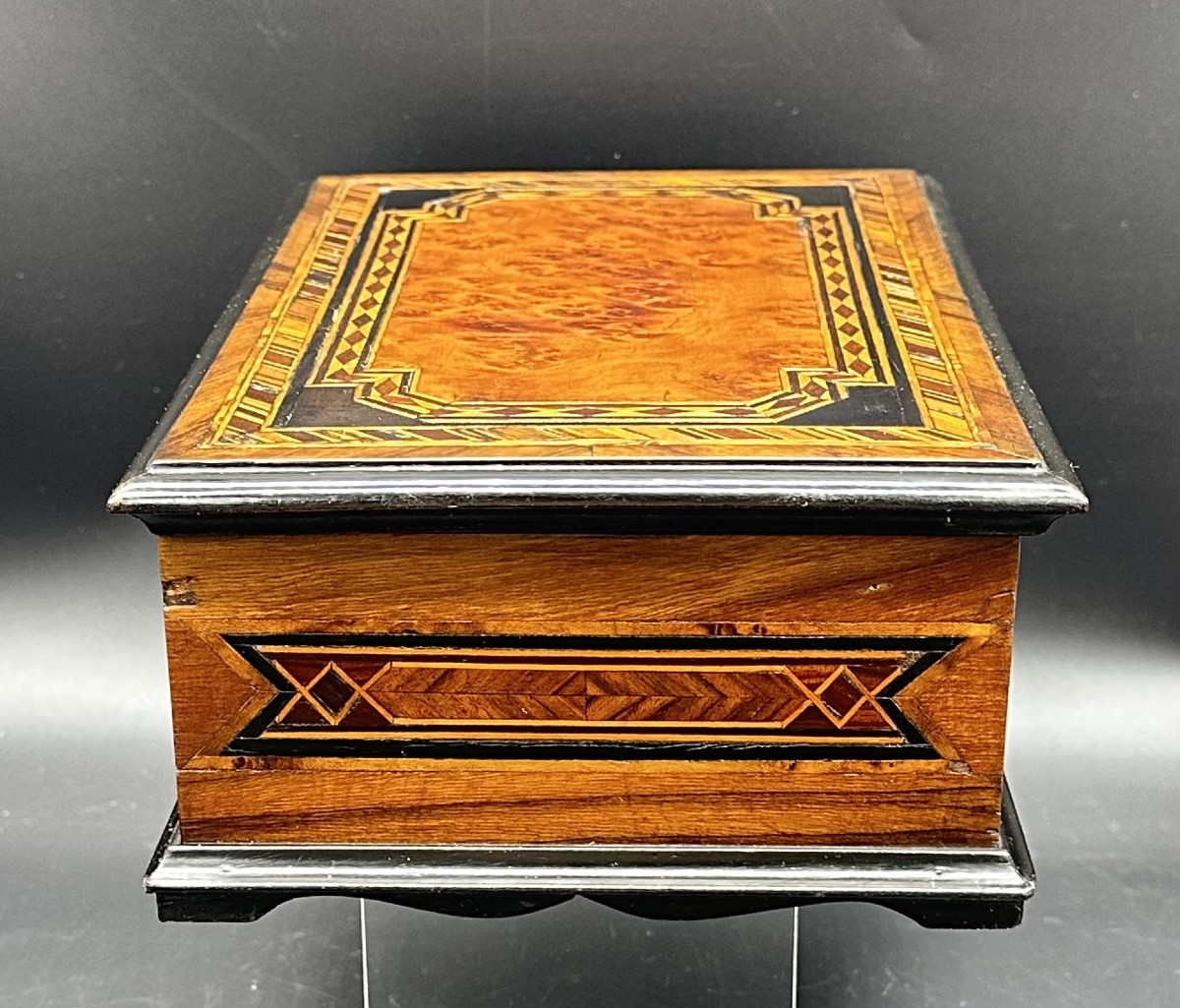 Jewelery Box - 19th Century-photo-3