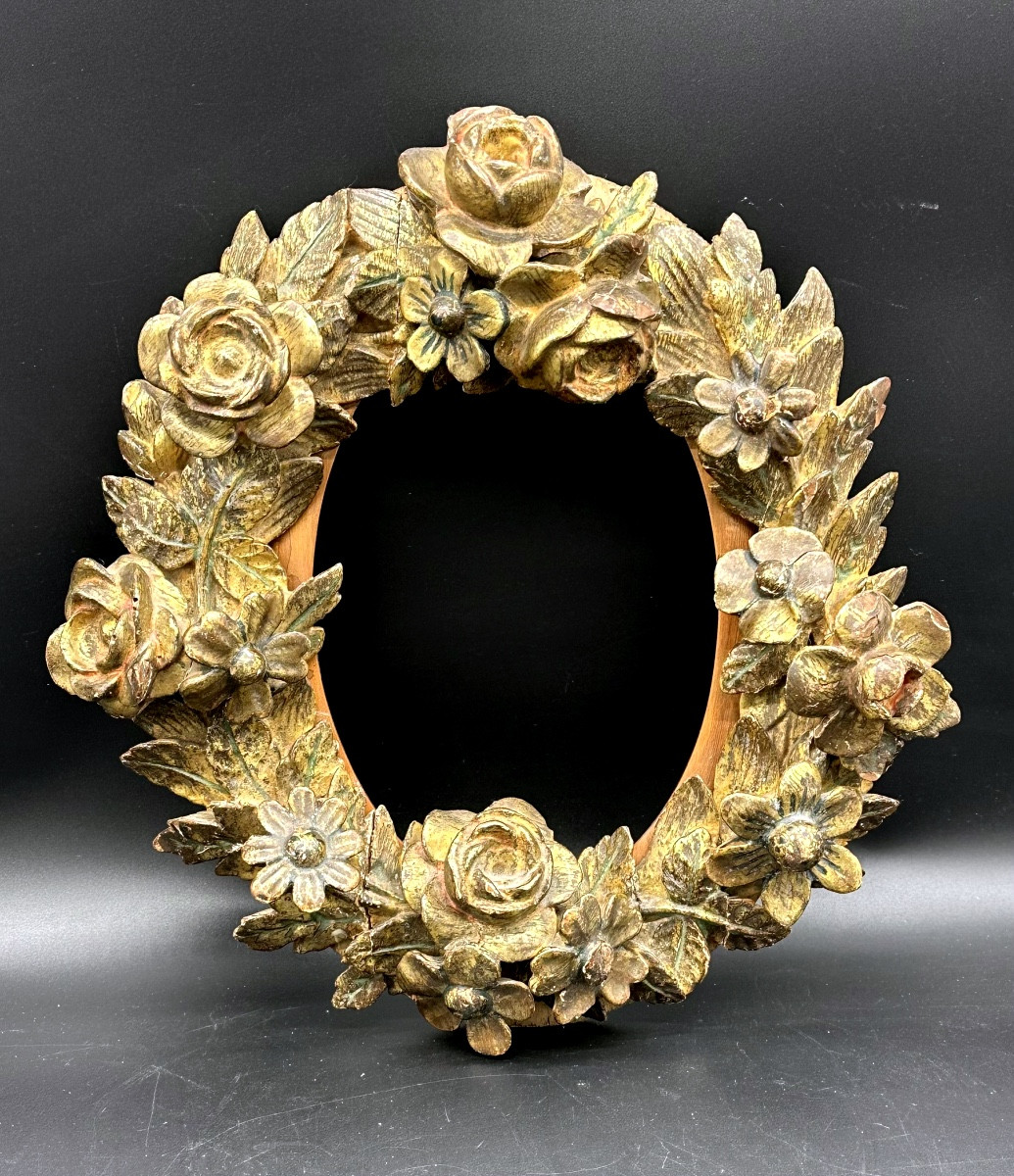 Cadre ancien en bois sculpté et doré - XVIIIe siècle