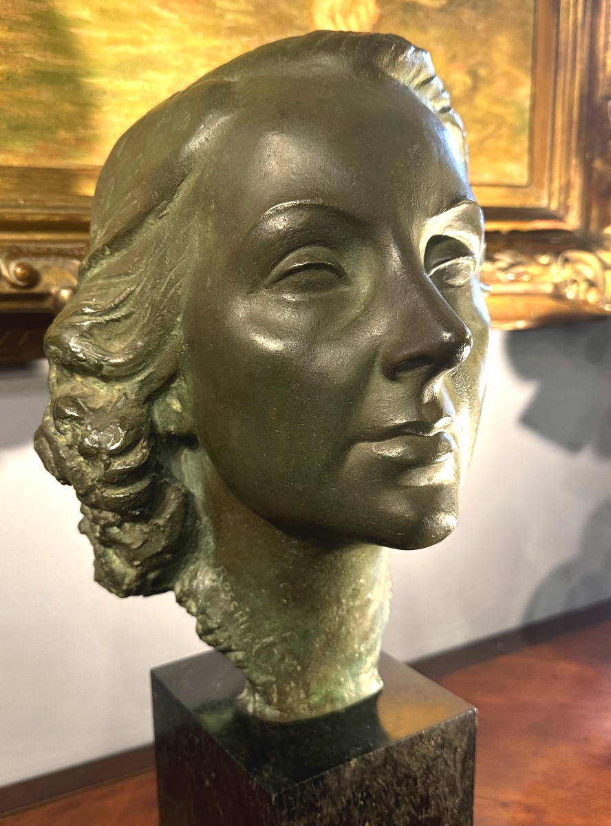 Patinated Bronze Female Face Sculpture, Signed Rocchi 1942.