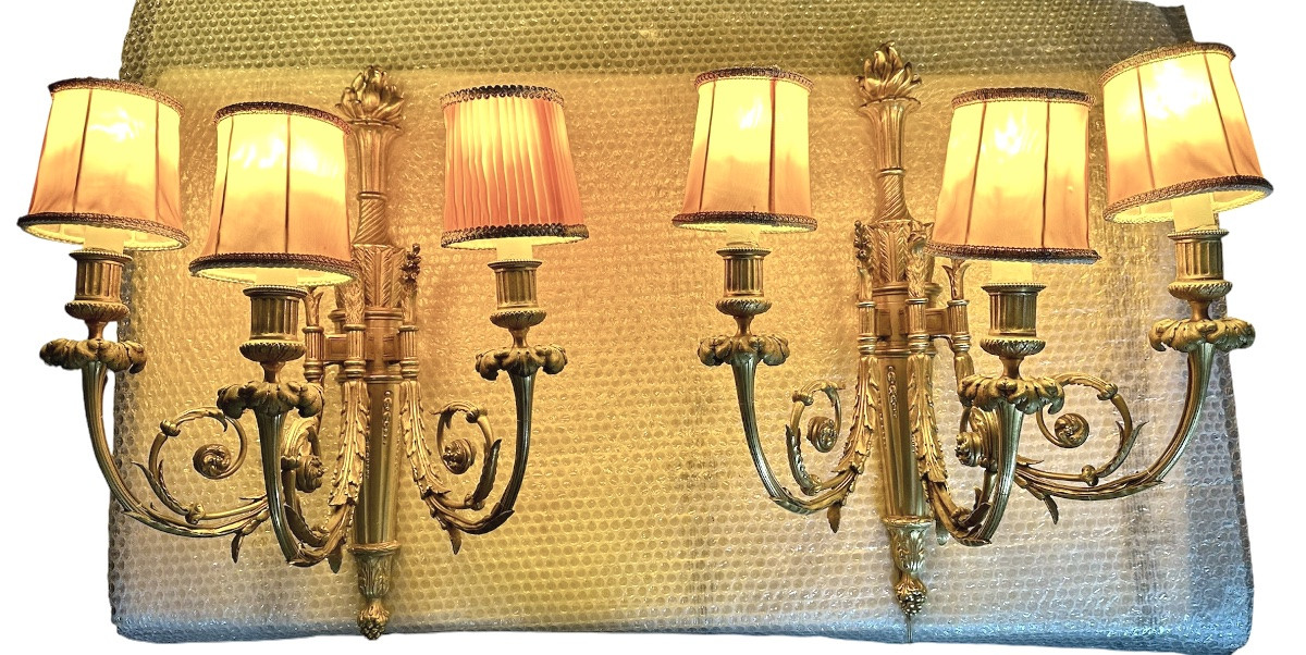 Paire d'appliques à trois lumières en bronze doré – Louis XVI-photo-2