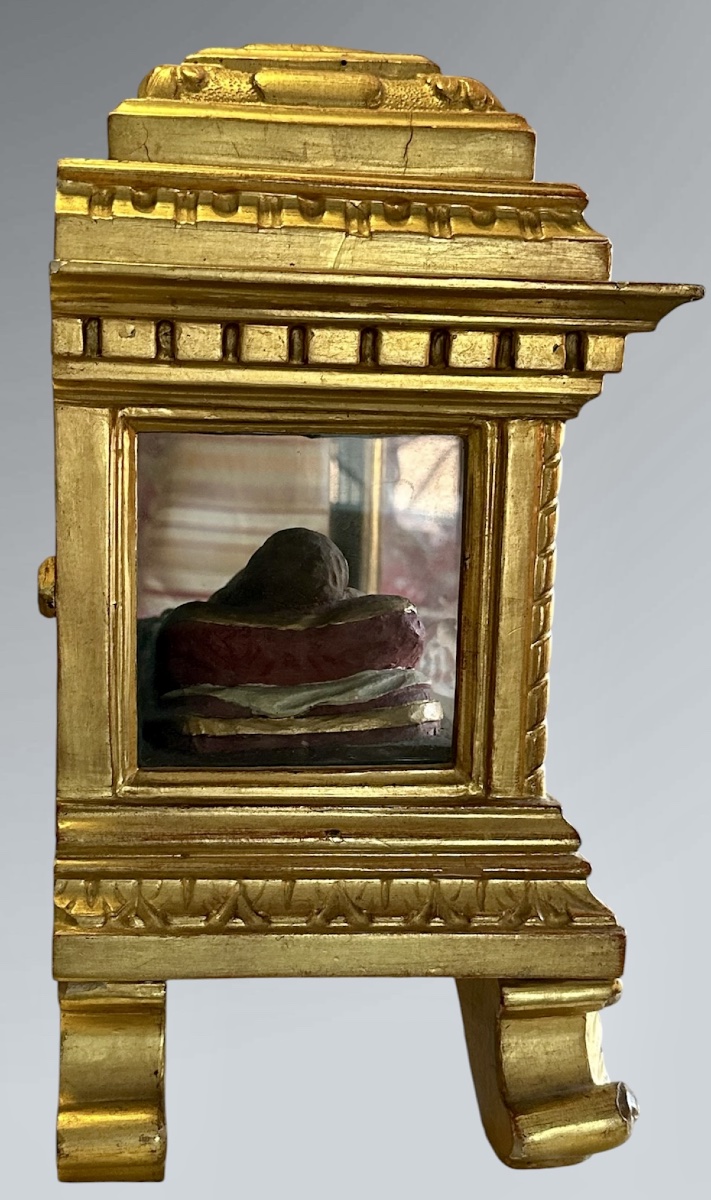 Retable-vitrine au Christ déposé en terre cuite polychrome – XIXe siècle-photo-4