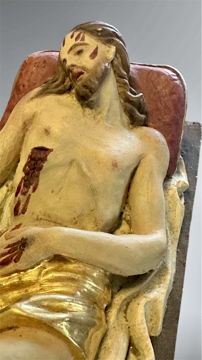 Retable-vitrine au Christ déposé en terre cuite polychrome – XIXe siècle-photo-6