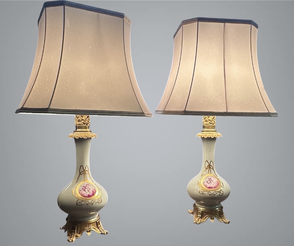 Paire de lampes à poser en porcelaine céladon et bronze doré – XIXe siècle