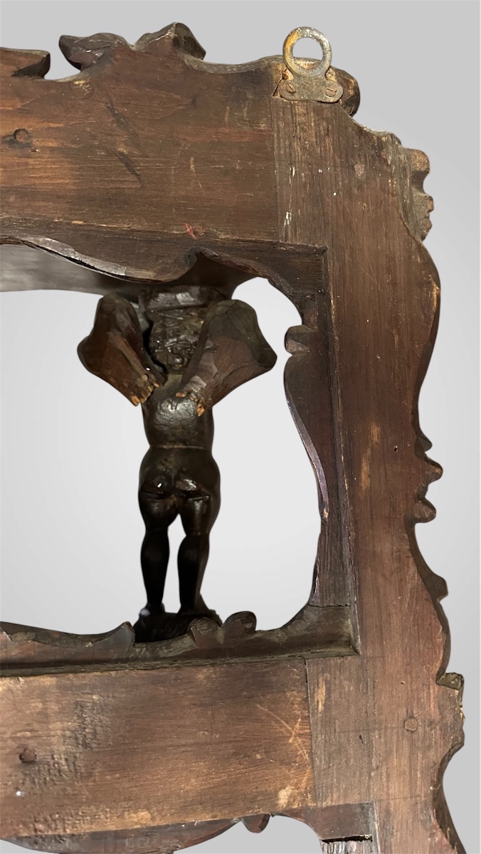 Wall-mounted étagère In Walnut, Carved With Cherubs – Louis Philippe. -photo-7