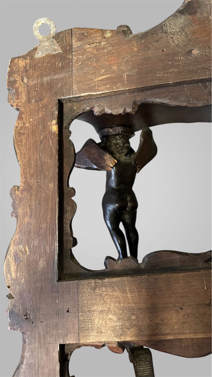 Wall-mounted étagère In Walnut, Carved With Cherubs – Louis Philippe. -photo-8