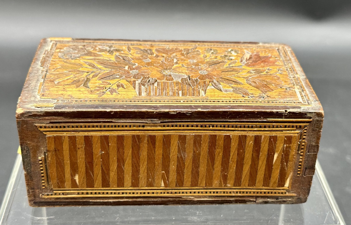 Sewing Box Inlaid With Polychrome Straw, 19th Century-photo-2