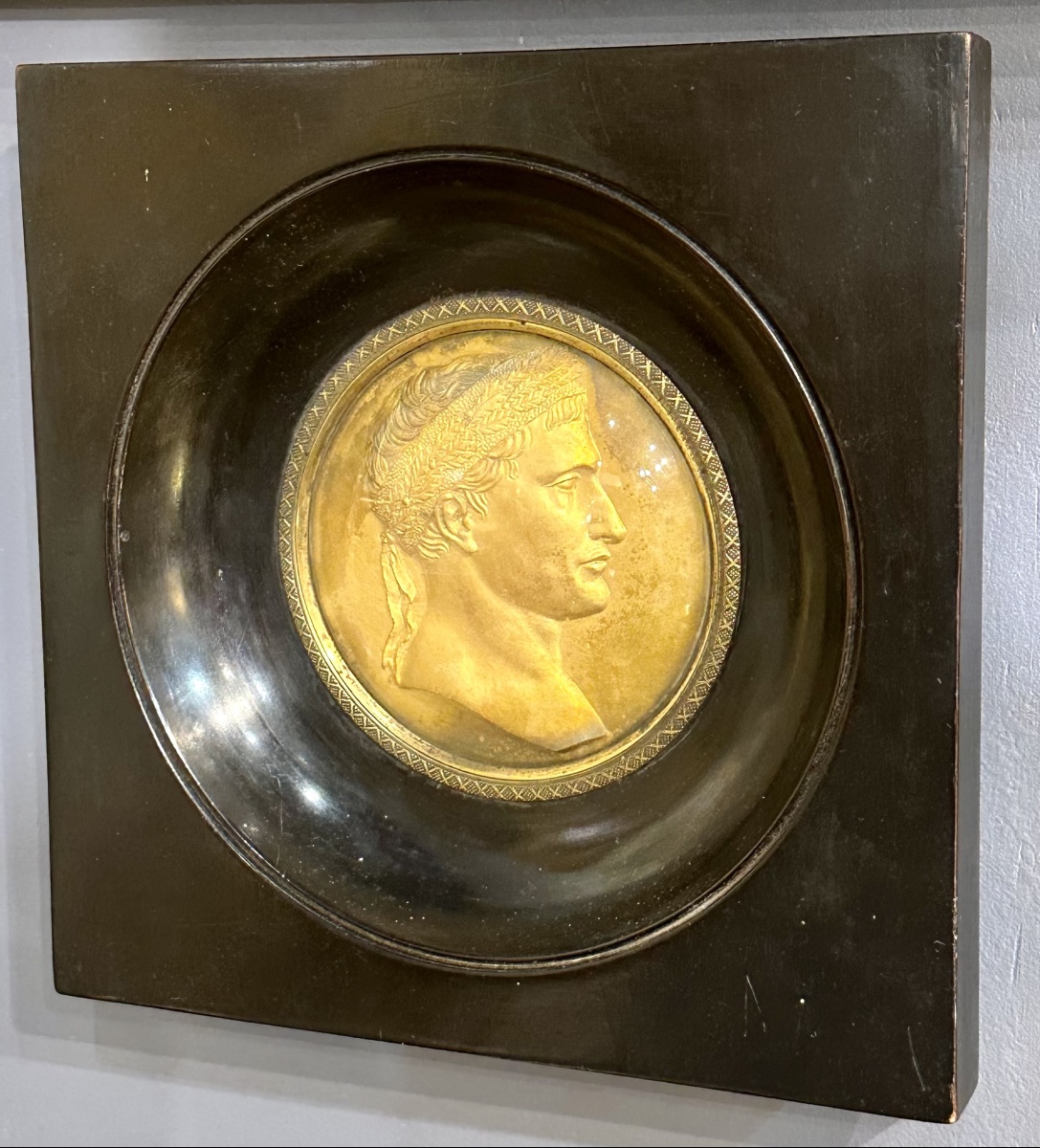 Médaillon à l'effigie de Napoléon Ier Bonaparte, XIXe siècle
