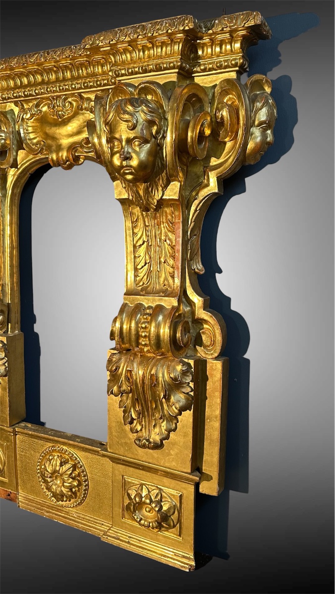 Carved And Gilded Wooden Architectural Frame - 18th Century -photo-2
