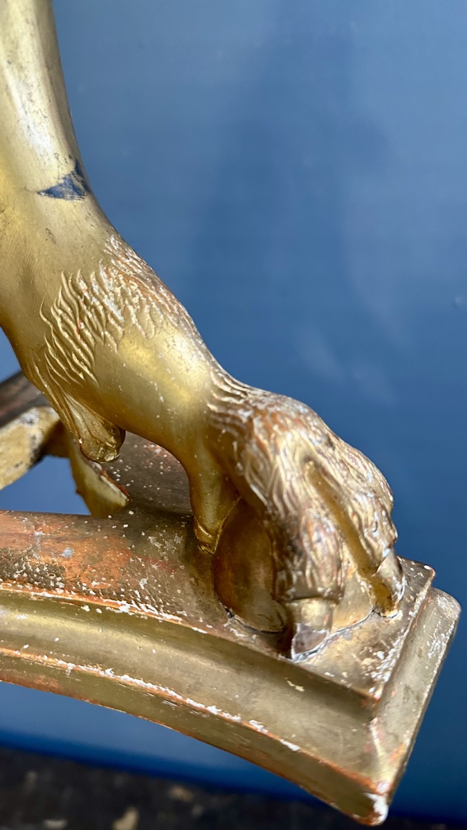 Neogothic Gilded Wooden Vase Stand – Winged Griffin, 19th Century -photo-8