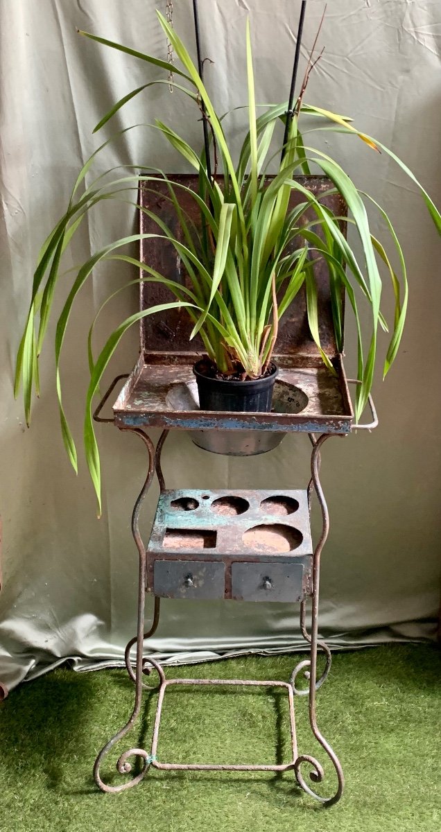 Fascinating Iron Toilet - Early 20th Century.-photo-3