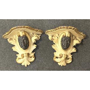 Pair Of Carved And Gilded Wooden Shelves With "mori" Mask - 19th Century