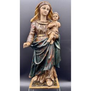 Sculpture en bois polychrome « ​​Vierge à l'Enfant » - fin XVIIIe, début XIXe siècle