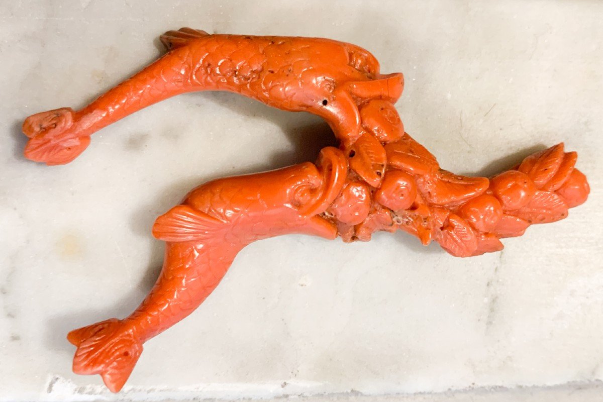 A Carved Coral Sculpture - Amulet  With Two Dolphins. XIX Century-photo-4