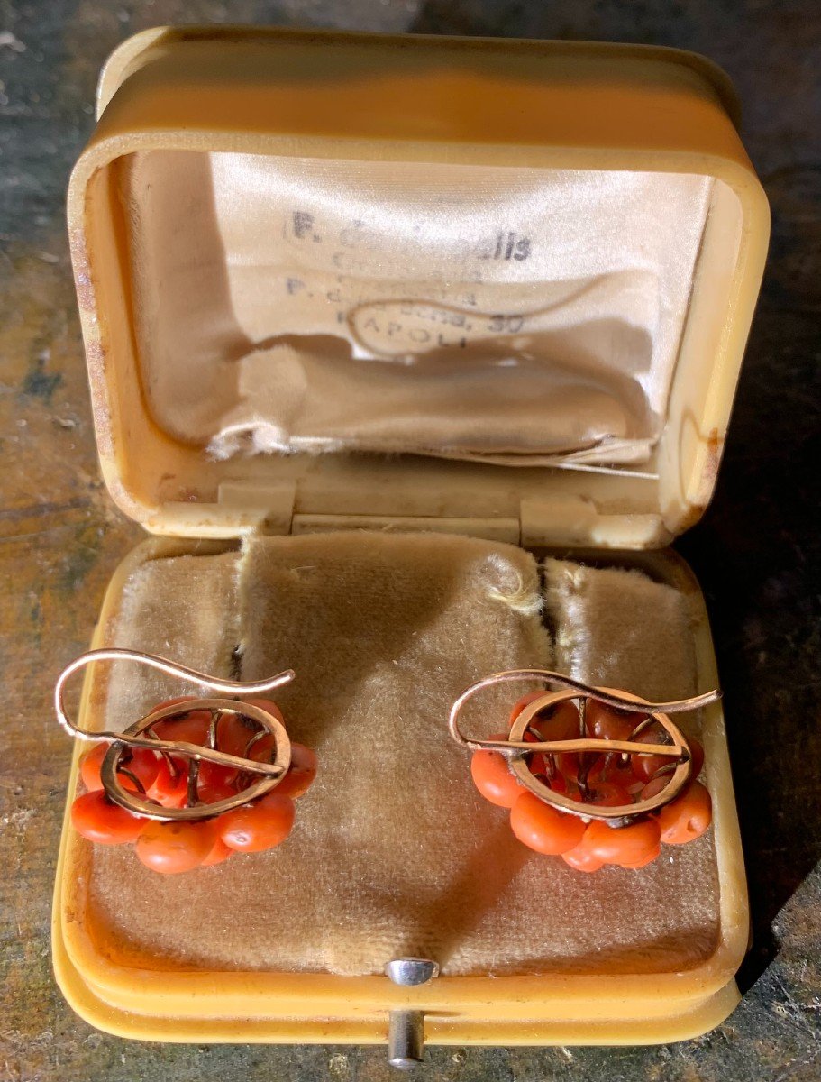 Boucles d'Oreilles En Corail Italien. Or Avec Poinçons Français. XIXe Siècle-photo-1