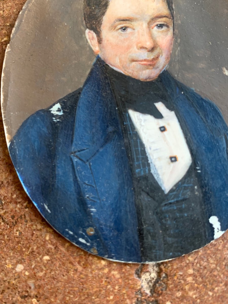 A Miniature Portrait Of An Elegant Man In A Black Tie, Pleated Shirt With Jewel Buttons. 1833-photo-2