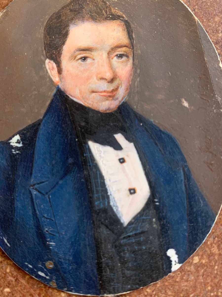 A Miniature Portrait Of An Elegant Man In A Black Tie, Pleated Shirt With Jewel Buttons. 1833-photo-8