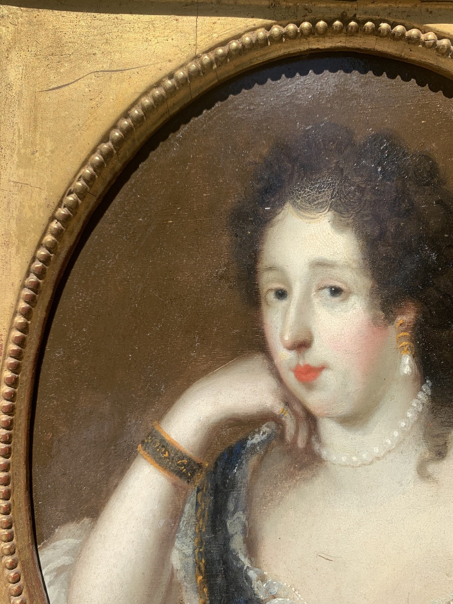 Chanteuse dans le rôle d’Andromède enchaînée, peut-être celui de Persée de Lully (1682)-photo-3