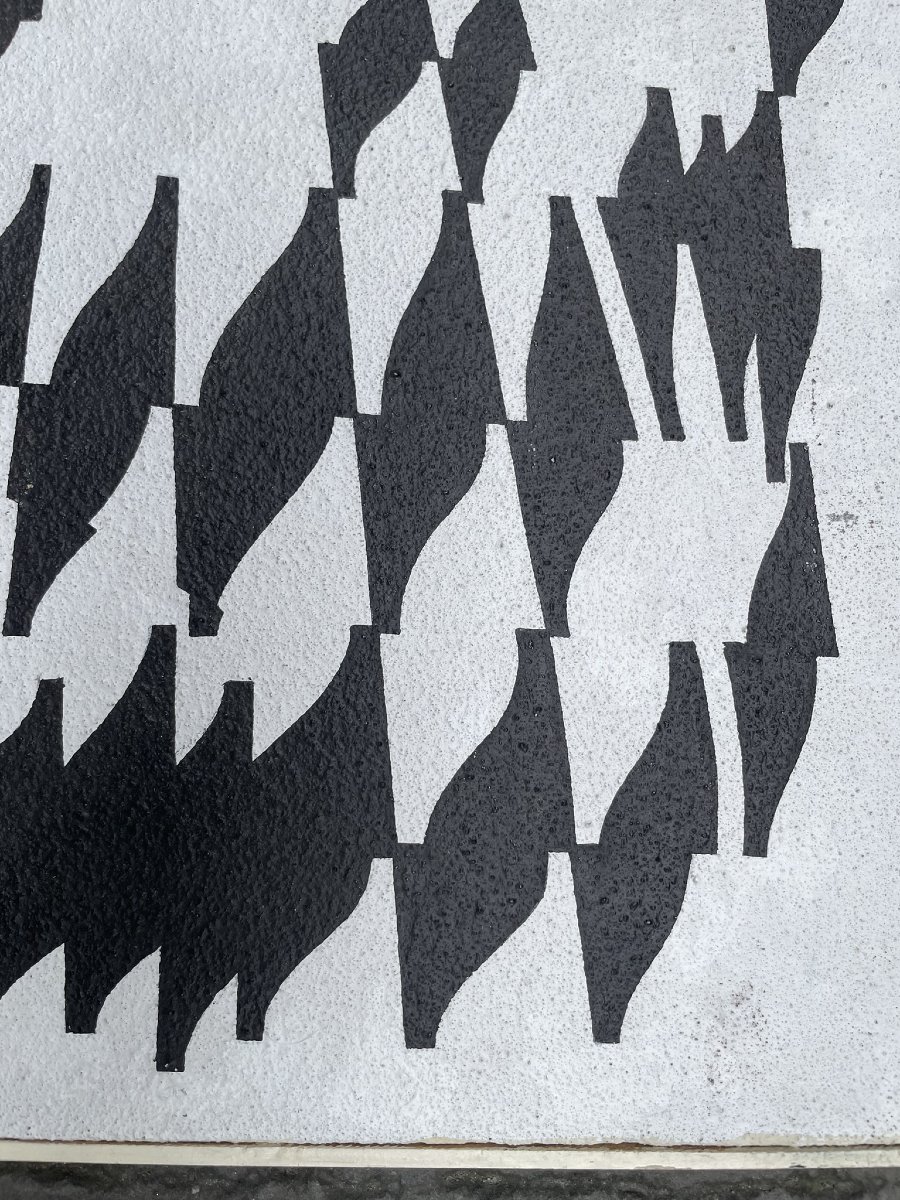 Enrico Sirello, 1975 – Optical Structure With Repeated Black Modules On White Ground-photo-3