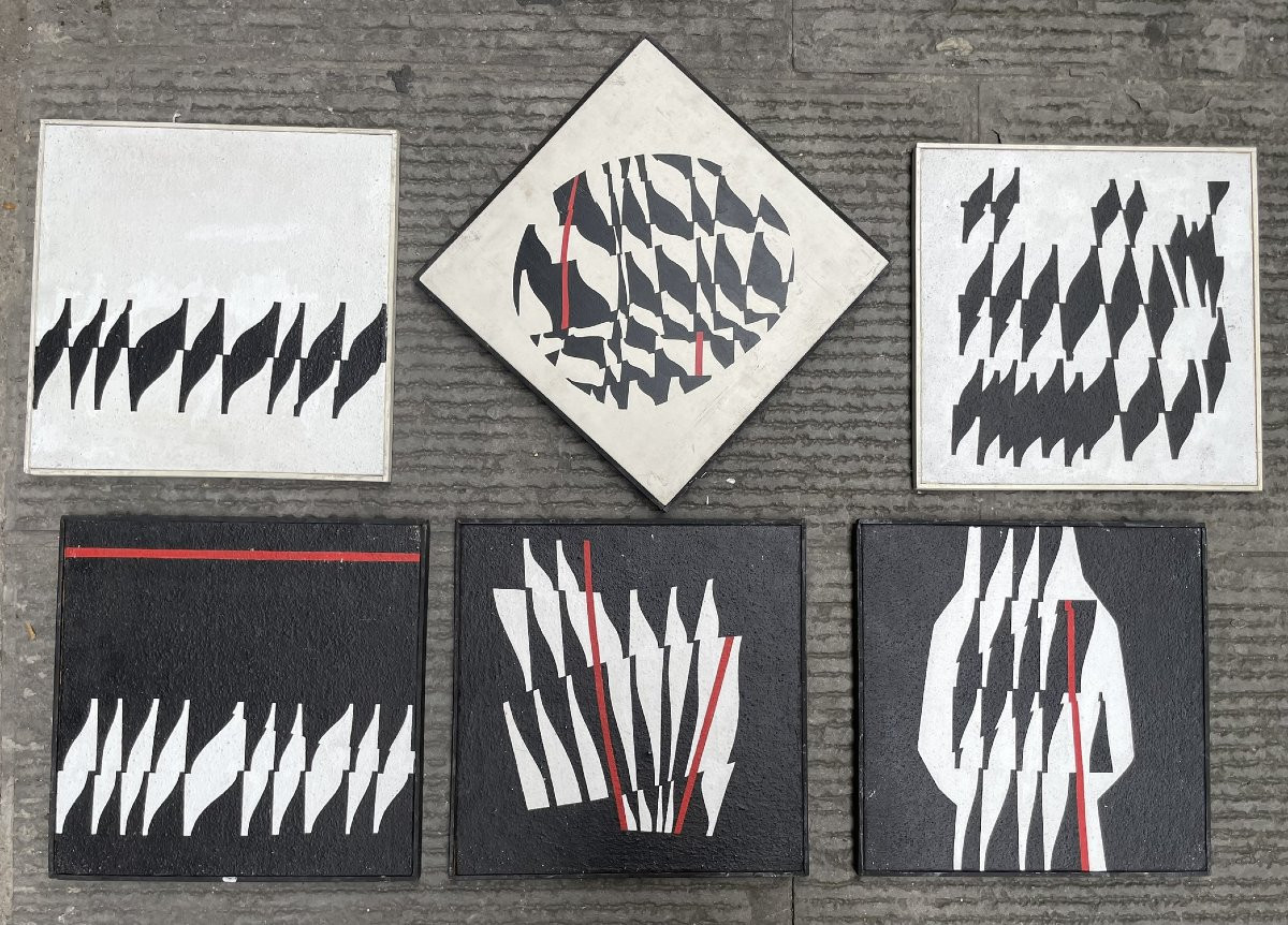 Enrico Sirello, 1975 – Optical Structure With Repeated Black Modules On White Ground-photo-4