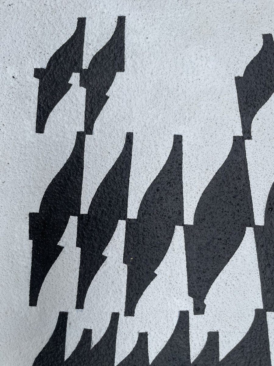 Enrico Sirello, 1975 – Optical Structure With Repeated Black Modules On White Ground-photo-3