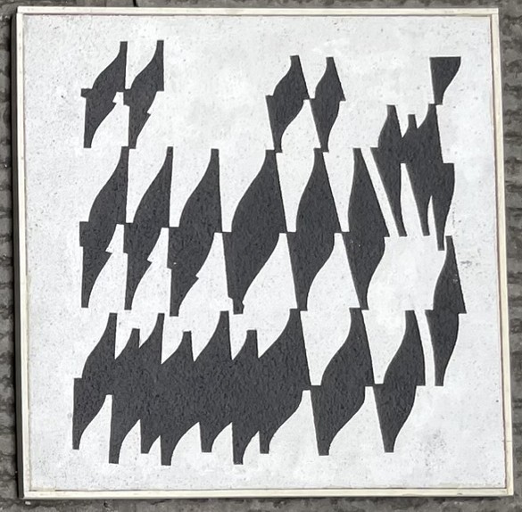 Enrico Sirello, 1975 – Optical Structure With Repeated Black Modules On White Ground-photo-4
